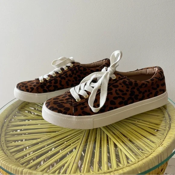 Loft Leopard Print Lace Up Sneaker size 7 - Picture 2 of 8